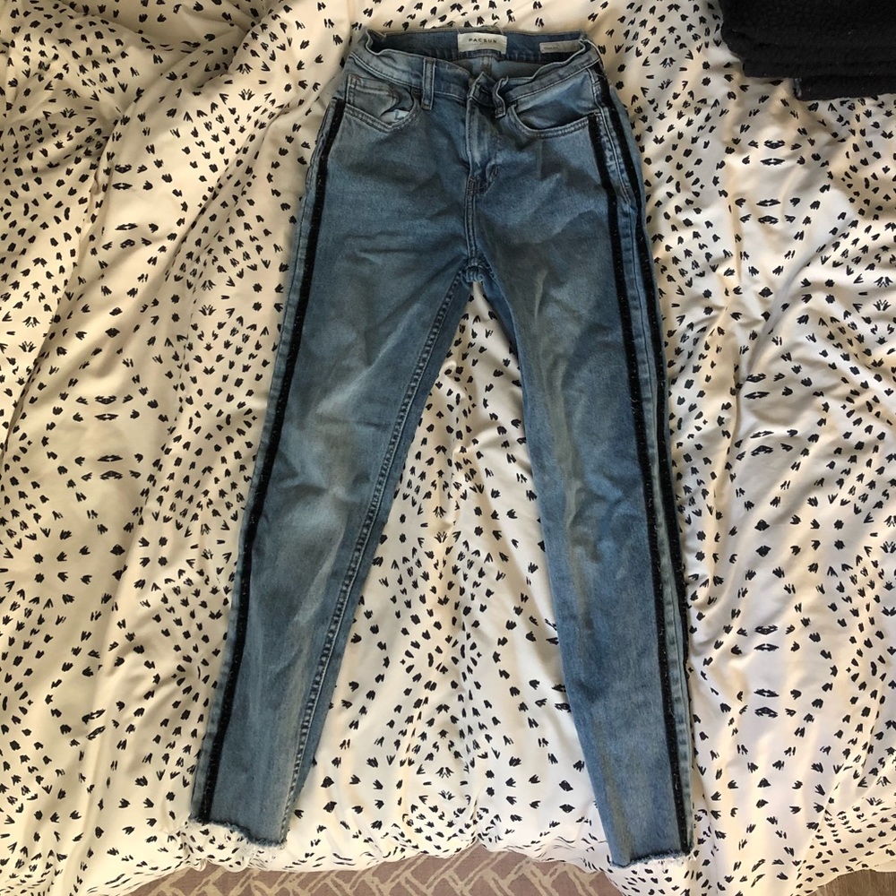 cute black stripe cropped jeans